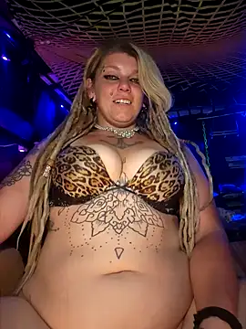Horny hippie online show from 26, 4, 2026