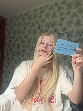 Barbie Blondie online show from 11, 3, 2026