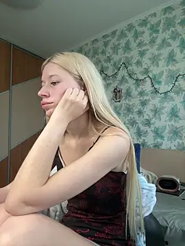 Barbie Blondie online show from 24, 3, 2026