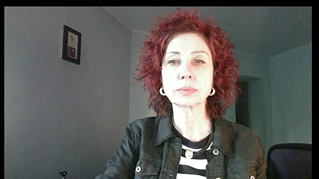 Snapshot of Kelly_Flurr chatting on 6, 5, 2026 Kelly Flurr online show from 6, 5, 2026