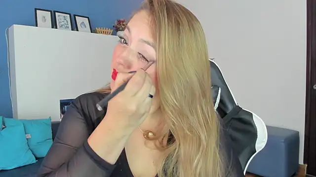 Snapshot of Anto_Thompson chatting on 9, 4, 2026 Anto Thompson online show from 9, 4, 2026