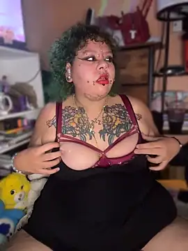 Snapshot of poisonvuitton chatting on 6, 6, 2026 poisonvuitton online show from 6, 6, 2026
