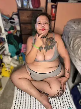 Snapshot of poisonvuitton chatting on 11, 6, 2026 poisonvuitton online show from 11, 6, 2026