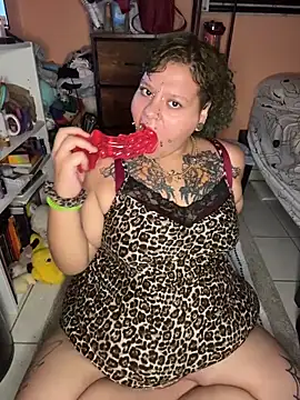 Snapshot of poisonvuitton chatting on 13, 6, 2026 poisonvuitton online show from 13, 6, 2026