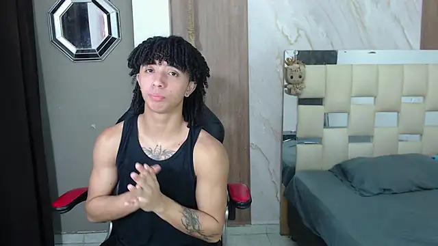 Snapshot of kim_curlyy chatting on 12, 5, 2026 kim curlyy online show from 12, 5, 2026