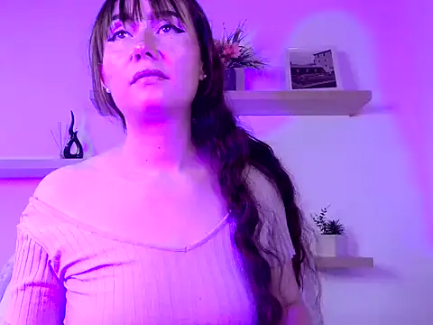 tiffanyrose03 online show from 8, 1, 2026