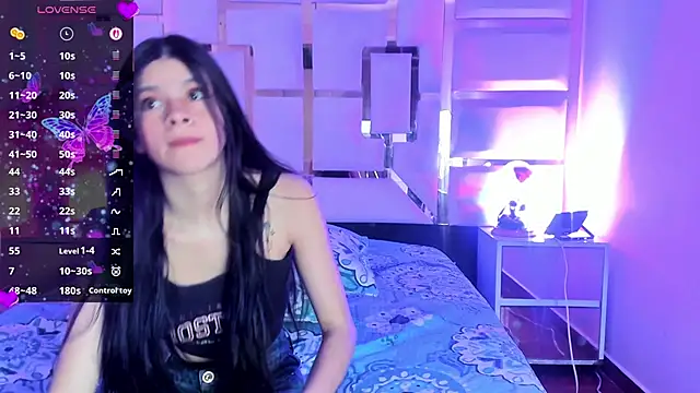 Snapshot of alexandra_venuss chatting on 16, 12, 2025 alexandra venuss online show from 16, 12, 2025