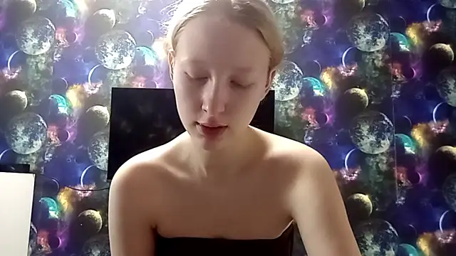 MonicaCreatAdult online show from 7, 1, 2026