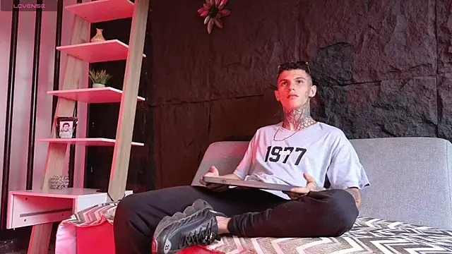 Paulo 527 online show from 19, 12, 2025