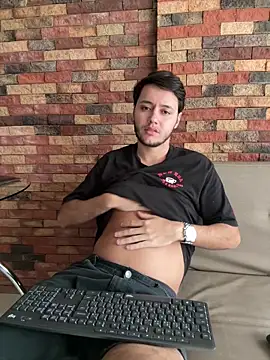 Snapshot of RicoValen chatting on 26, 2, 2026 RicoValen online show from 26, 2, 2026