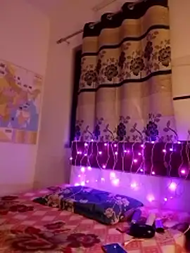 Cute Girl 27 online show from 7, 1, 2026