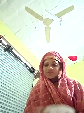 Janki cute online show from 4, 12, 2025