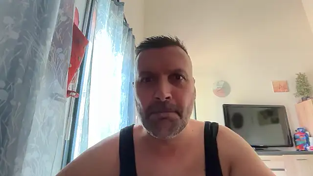 coolsmith81 online show from 24, 6, 2026