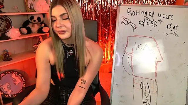 HyileyClark online show from 4, 4, 2026