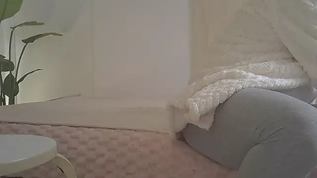 Snapshot of kyono-iyashi chatting on 8, 2, 2026 kyono-iyashi online show from 8, 2, 2026