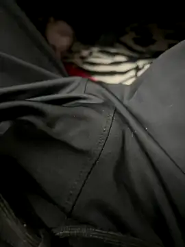 Snapshot of your_playboy_00 chatting on 18, 12, 2025 your playboy 00 online show from 18, 12, 2025