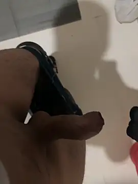 Snapshot of your_playboy_00 chatting on 21, 2, 2026 your playboy 00 online show from 21, 2, 2026