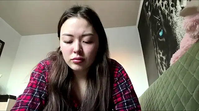 CurietHana1 online show from 22, 12, 2025