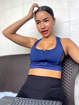 Snapshot of ZoeyFierce chatting on 28, 5, 2026 ZoeyFierce online show from 28, 5, 2026