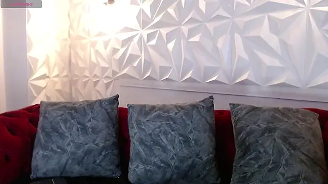 Snapshot of idk_24_ chatting on 17, 12, 2025 idk 24 online show from 17, 12, 2025