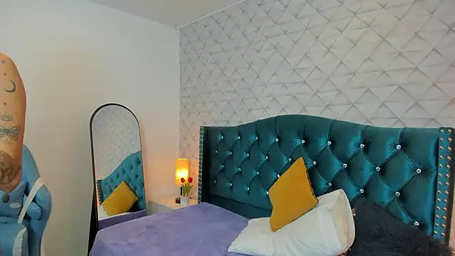 Valery jame online show from 27, 3, 2026