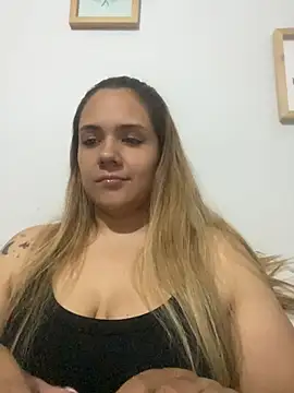 LoreinnFox online show from 25, 4, 2026