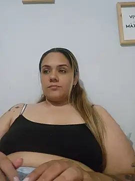 LoreinnFox online show from 1, 5, 2026