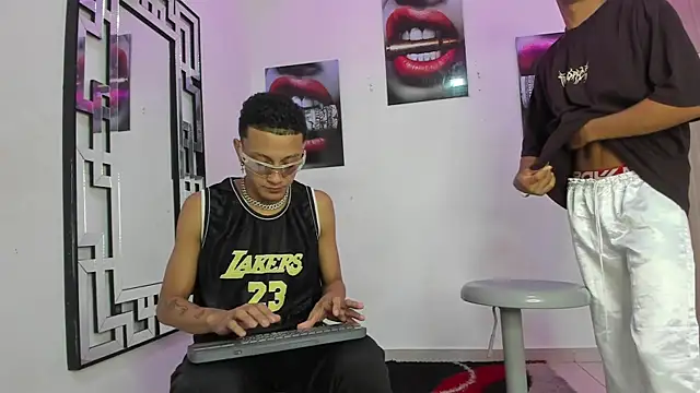 Snapshot of COUPLES_BOYS chatting on 2, 12, 2025 COUPLES BOYS online show from 2, 12, 2025