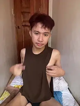 Snapshot of asiantwink0000 chatting on 3, 2, 2026 asiantwink0000 online show from 3, 2, 2026