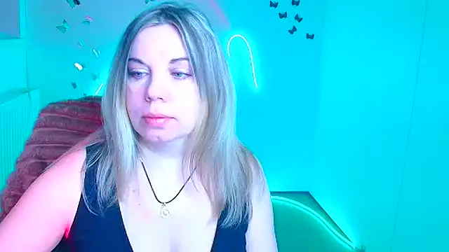 Amanda Swannn online show from 22, 3, 2026