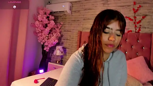 MoliBunny online show from 18, 4, 2026