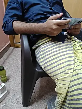 Snapshot of smgrtamil chatting on 2, 2, 2026 smgrtamil online show from 2, 2, 2026