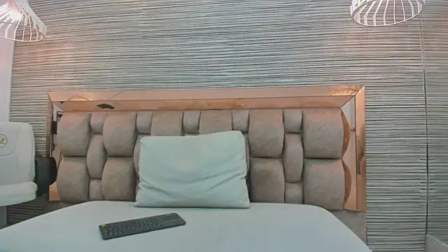 claire bonny online show from 19, 12, 2025