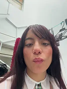 Mia fiire online show from 15, 4, 2026