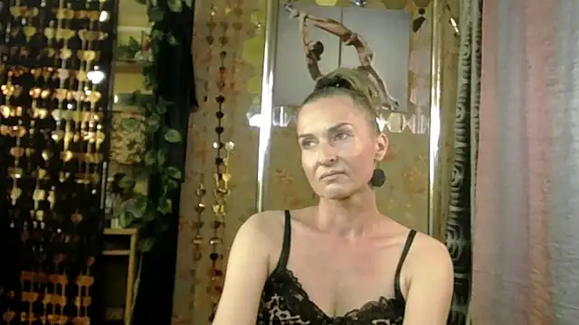 Snapshot of Soniakiss chatting on 4, 6, 2026 Soniakiss online show from 4, 6, 2026