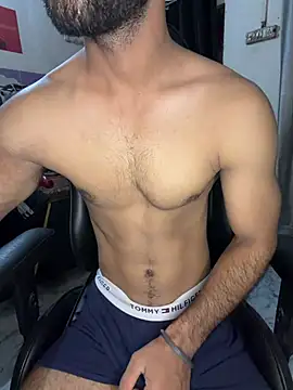 Snapshot of Fitboy07 chatting on 5, 7, 2026 Fitboy07 online show from 5, 7, 2026