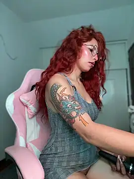 PrettyChloe  online show from 4, 3, 2026