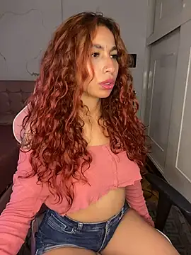 Snapshot of PrettyChloe_ chatting on 19, 5, 2026 PrettyChloe online show from 19, 5, 2026