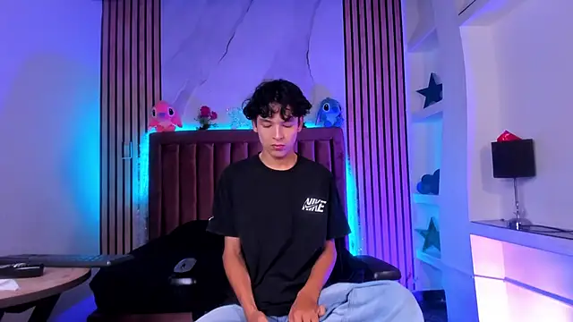 SthepanodiMonaco online show from 9, 1, 2026