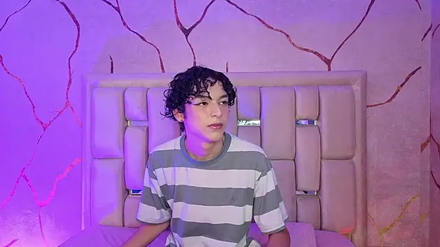 SthepanodiMonaco online show from 19, 3, 2026