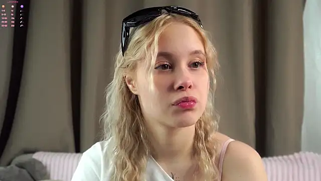 AunclreaVache online show from 18, 4, 2026