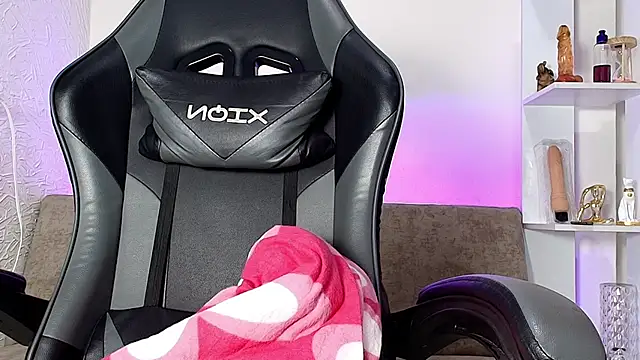 Nahomi rous777 online show from 3, 2, 2026