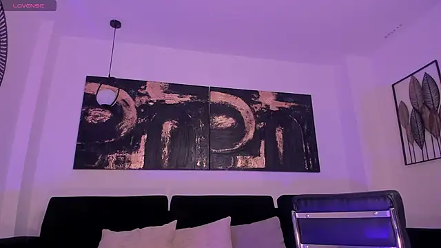 Snapshot of LisaFlowers_ chatting on 11, 4, 2026 LisaFlowers online show from 11, 4, 2026