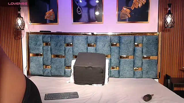 Snapshot of _Caroline34 chatting on 1, 4, 2026 Caroline34 online show from 1, 4, 2026