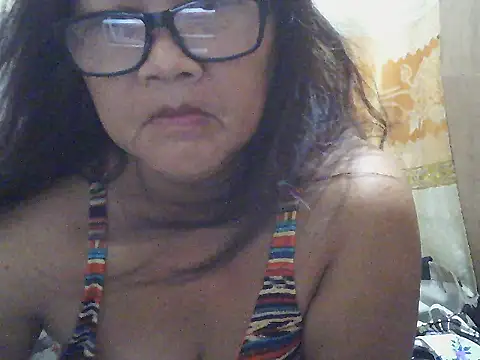 Snapshot of fireflower70 chatting on 21, 5, 2026 fireflower70 online show from 21, 5, 2026