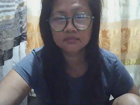 Snapshot of fireflower70 chatting on 22, 5, 2026 fireflower70 online show from 22, 5, 2026