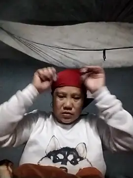 Snapshot of LeoPet2x chatting on 9, 1, 2026 LeoPet2x online show from 9, 1, 2026