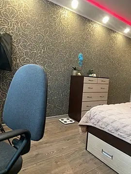 Sweet little gir online show from 13, 4, 2026