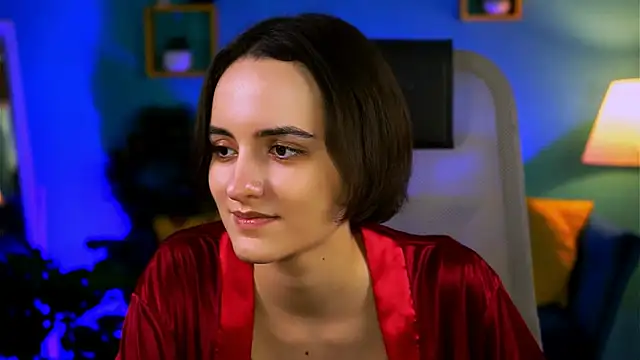 Snapshot of KateWillows chatting on 3, 2, 2026 KateWillows online show from 3, 2, 2026