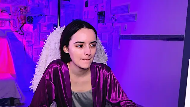 Snapshot of KateWillows chatting on 6, 2, 2026 KateWillows online show from 6, 2, 2026